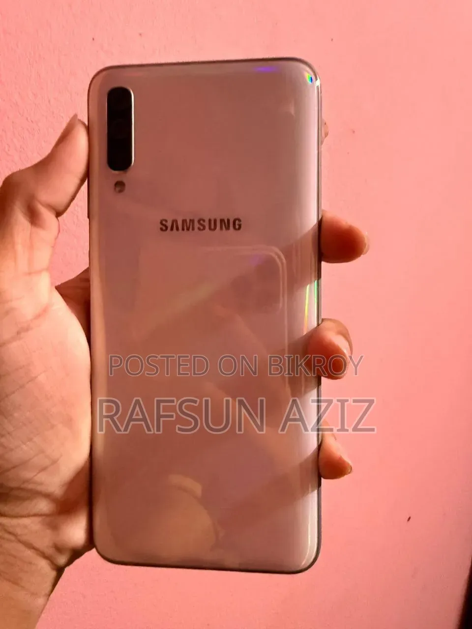 Samsung Galaxy A70 128 GB White