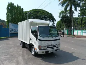 Toyota Dyna Cover Van 2012