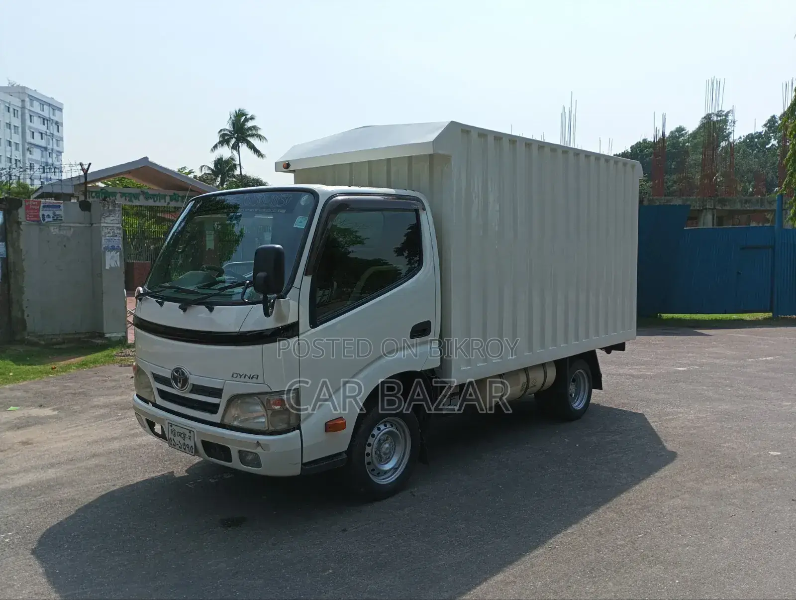 Toyota Dyna Cover Van 2012