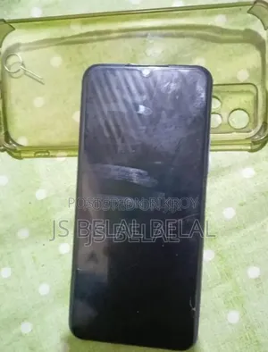 Vivo Y21 64 GB Blue