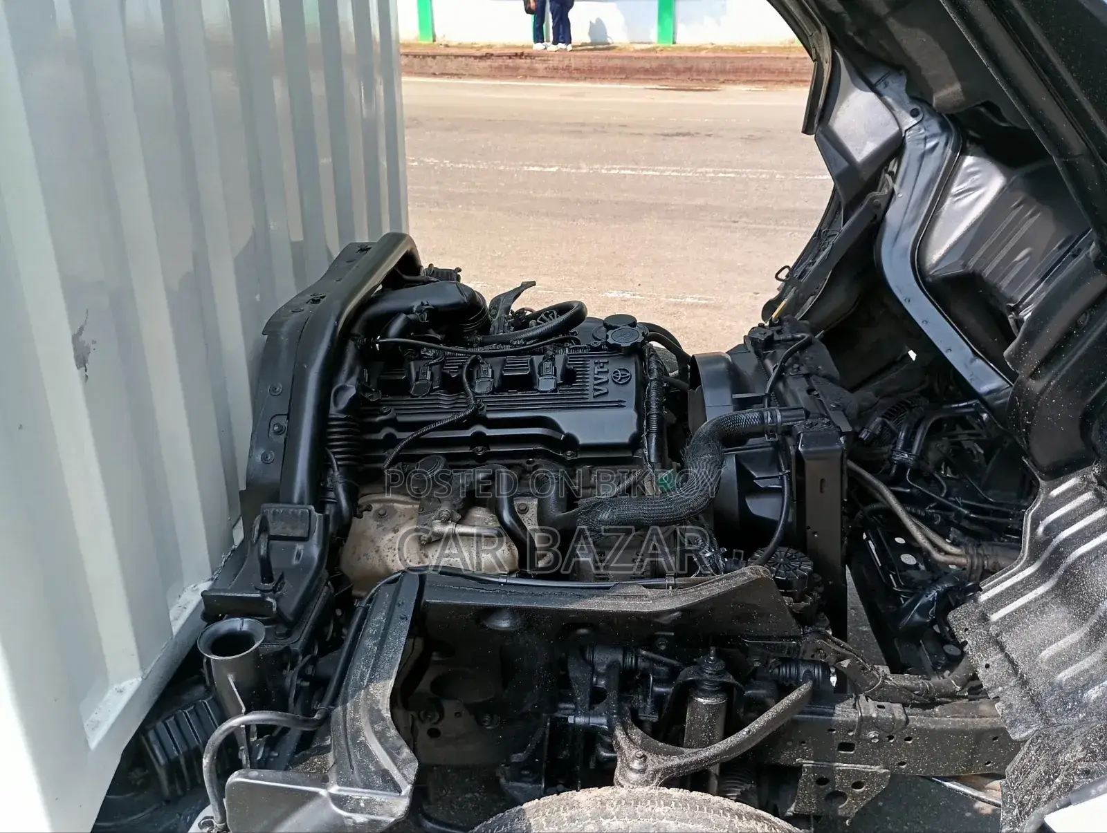 Toyota Dyna Cover Van 2012