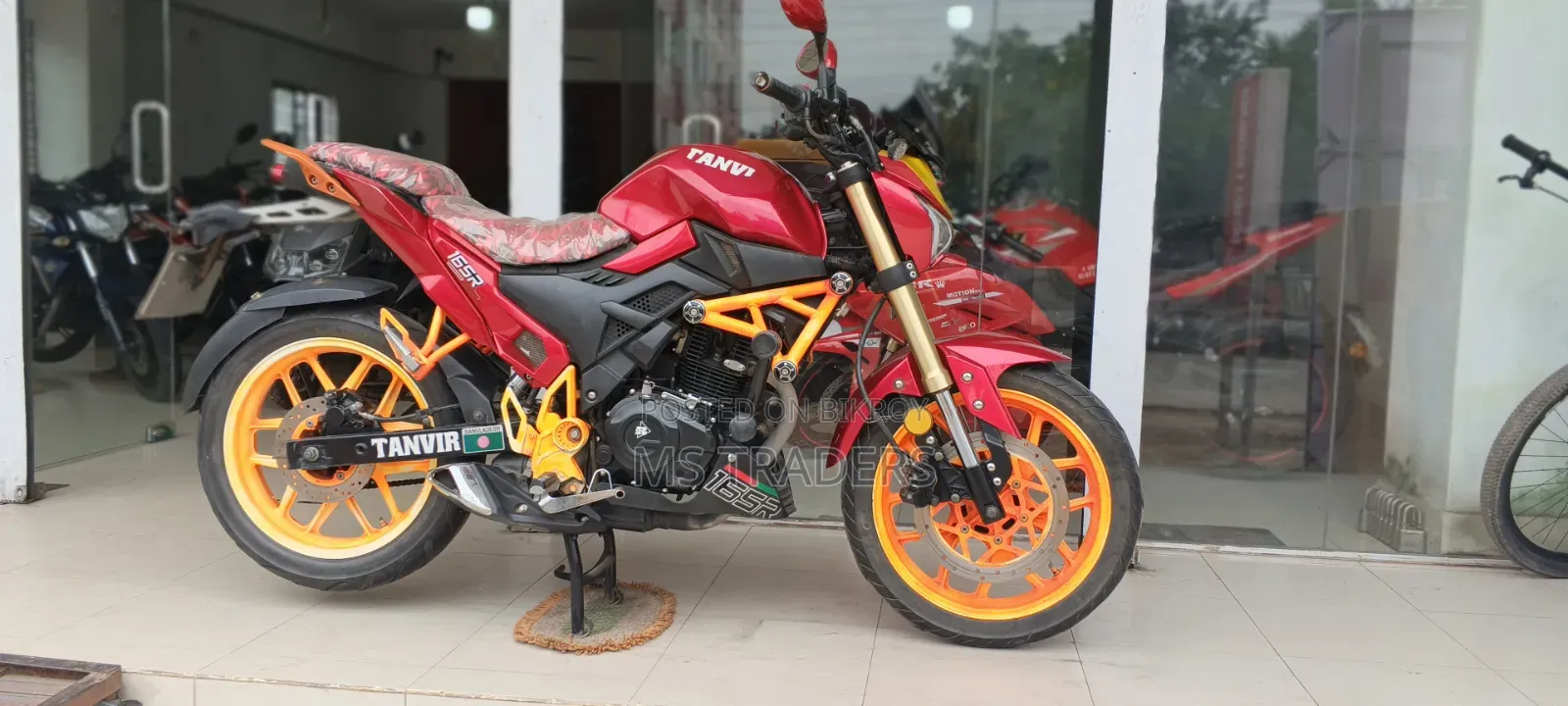 রানার বোল্ট ১৬৫আর ২০২২ রেড