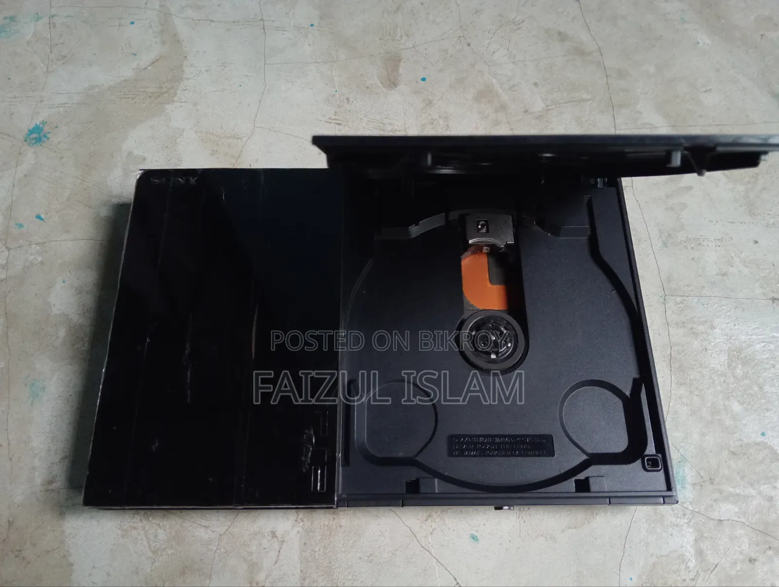 Playstation_2 With Remote or Cd Card