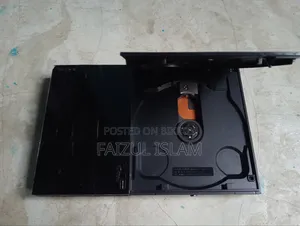 Playstation_2 With Remote or Cd Card