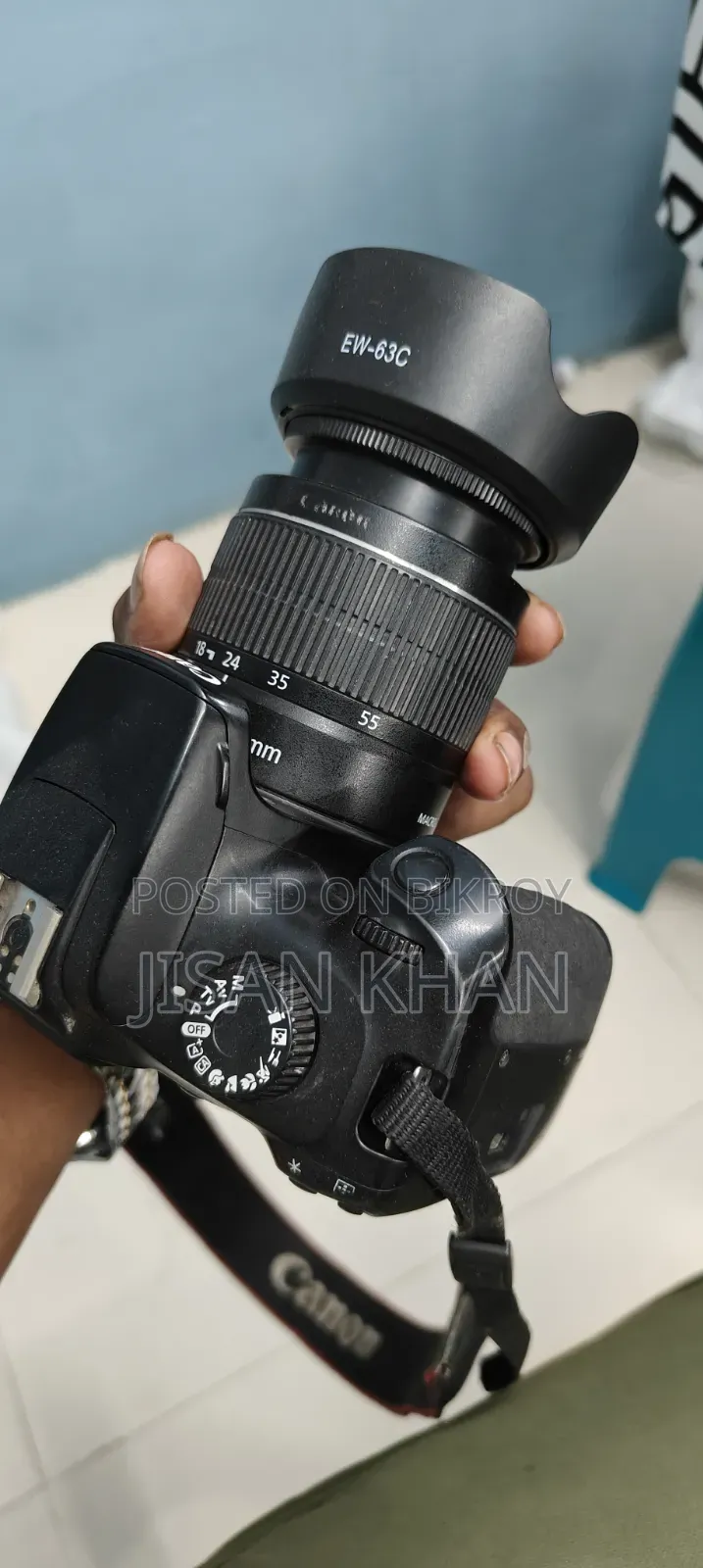 DSLR Camera
