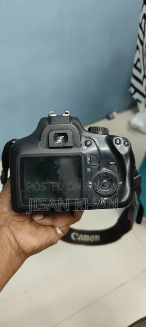 DSLR Camera