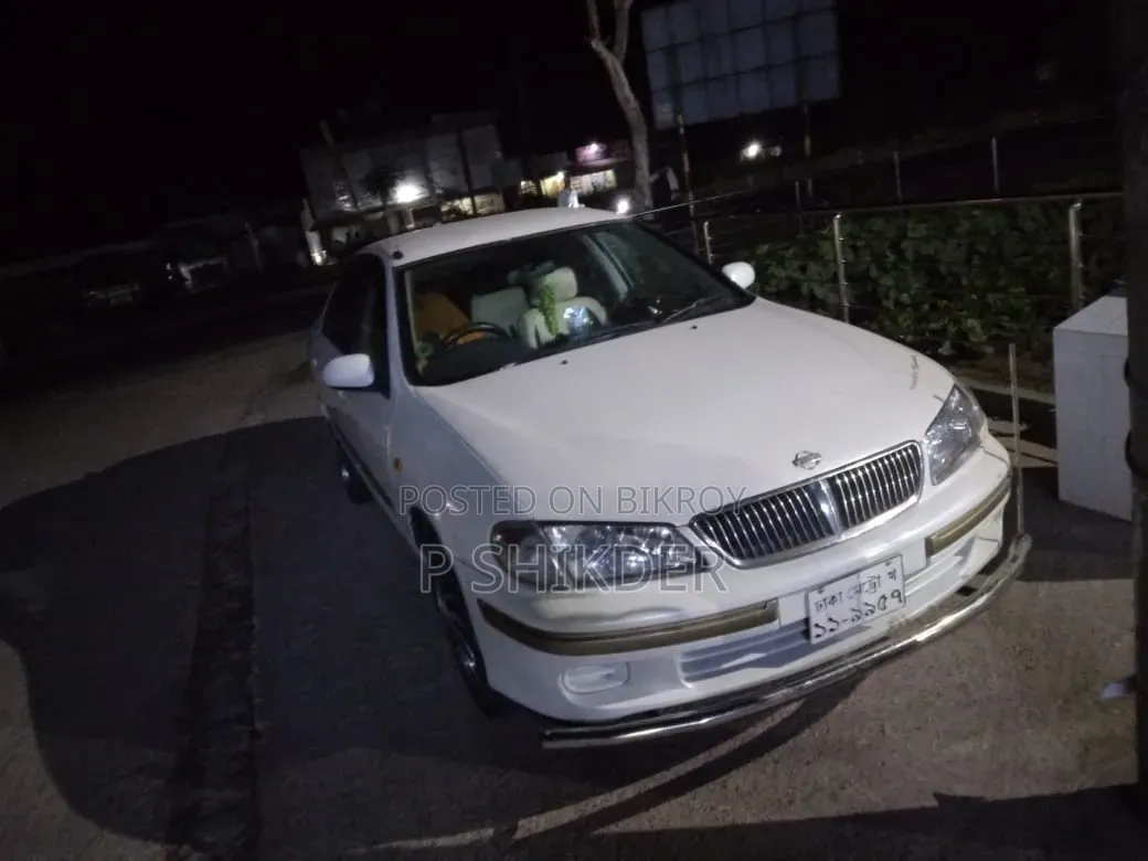 Nissan Sunny 2003 Pearl