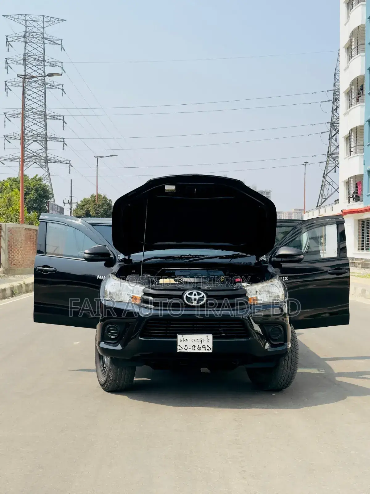 Toyota Hilux Revo Double Cab Diesel 2.4 RWD 2018 Black