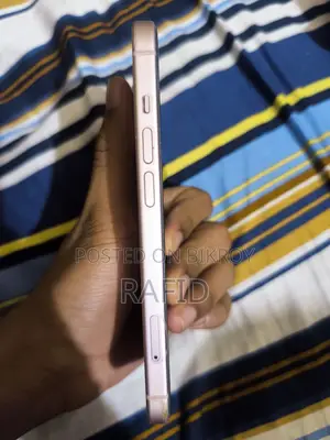 Apple iPhone 15 128 GB Pink