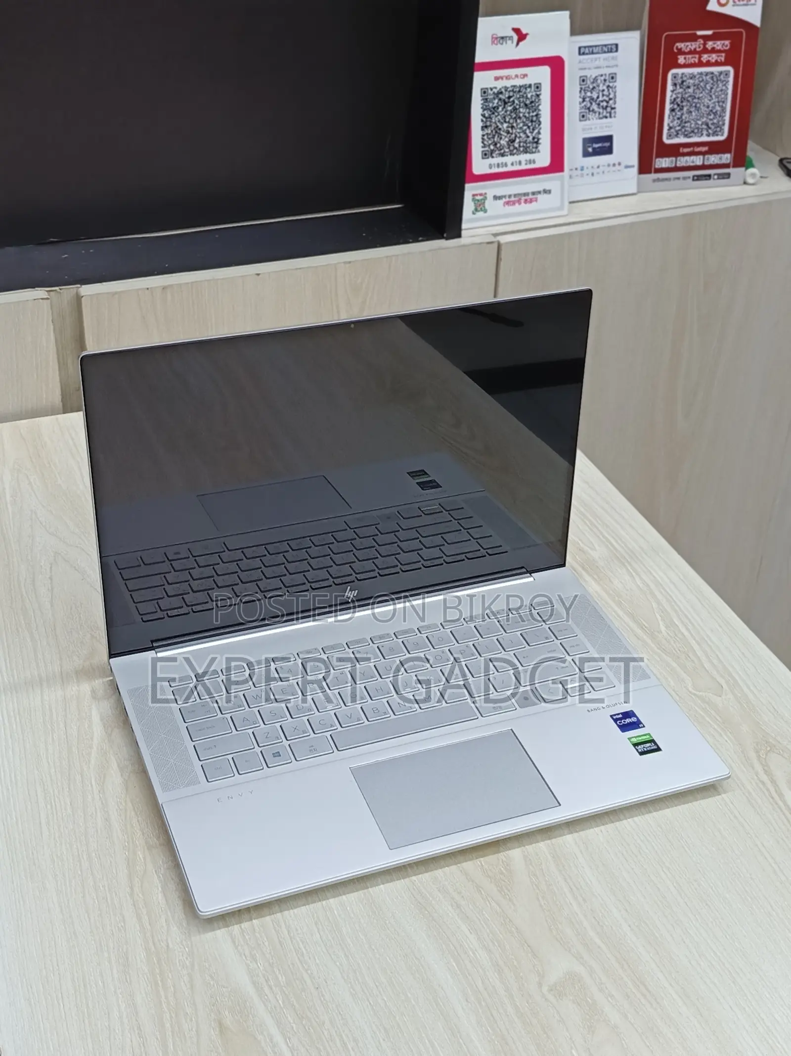 Laptop HP Envy 15 16GB Intel Core I9 SSD 1T