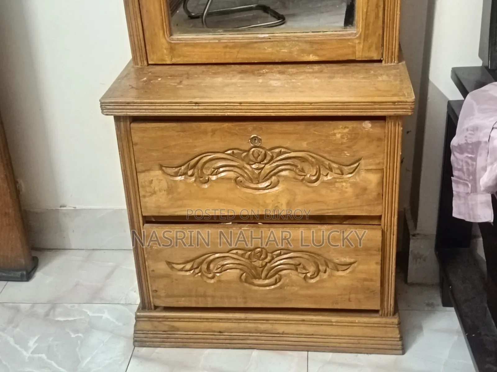 Dressing Table, Office Chair