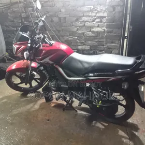 TVS Metro Plus 2018 Red