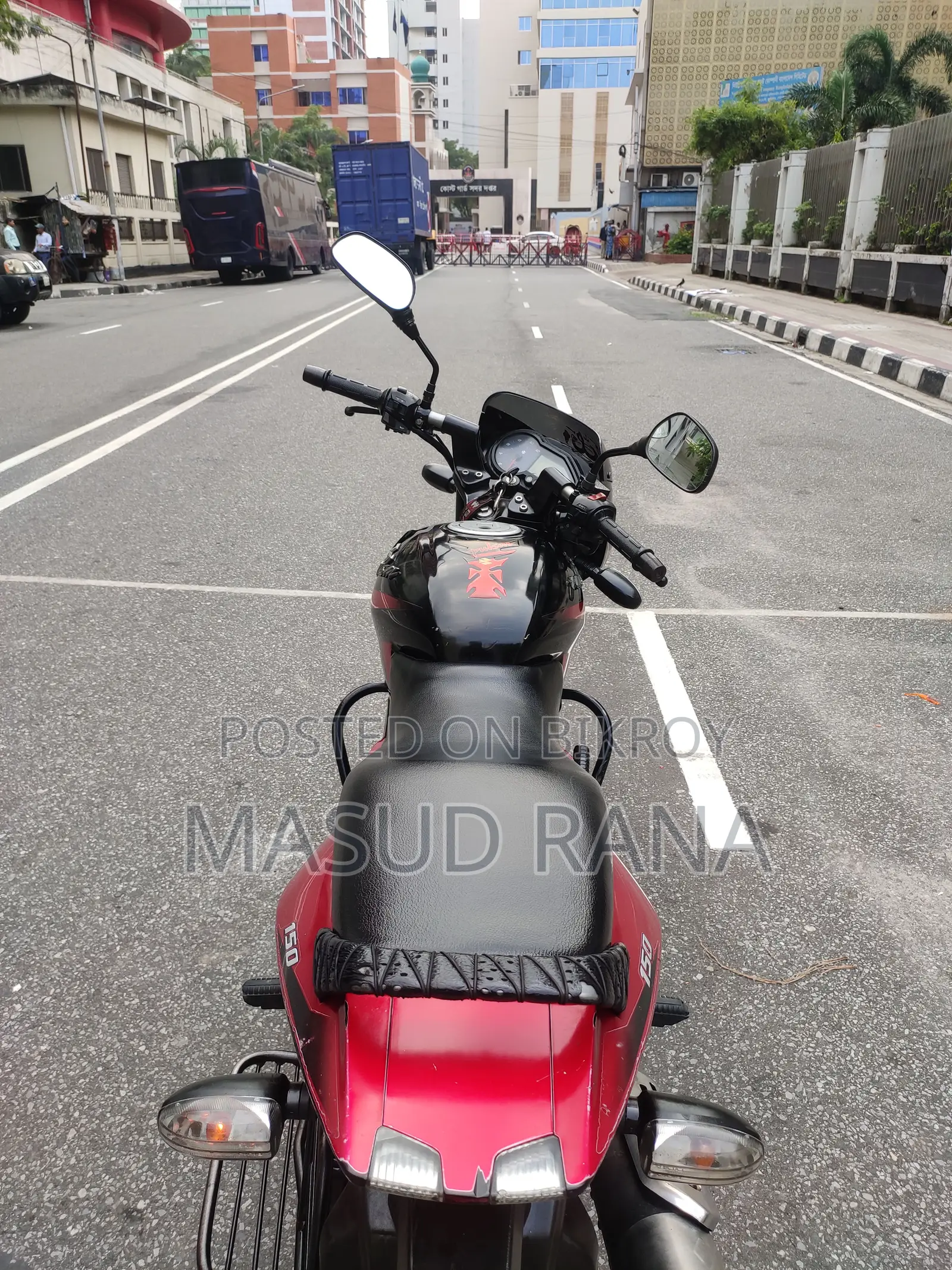 Bajaj Pulsar 150 2017 Red