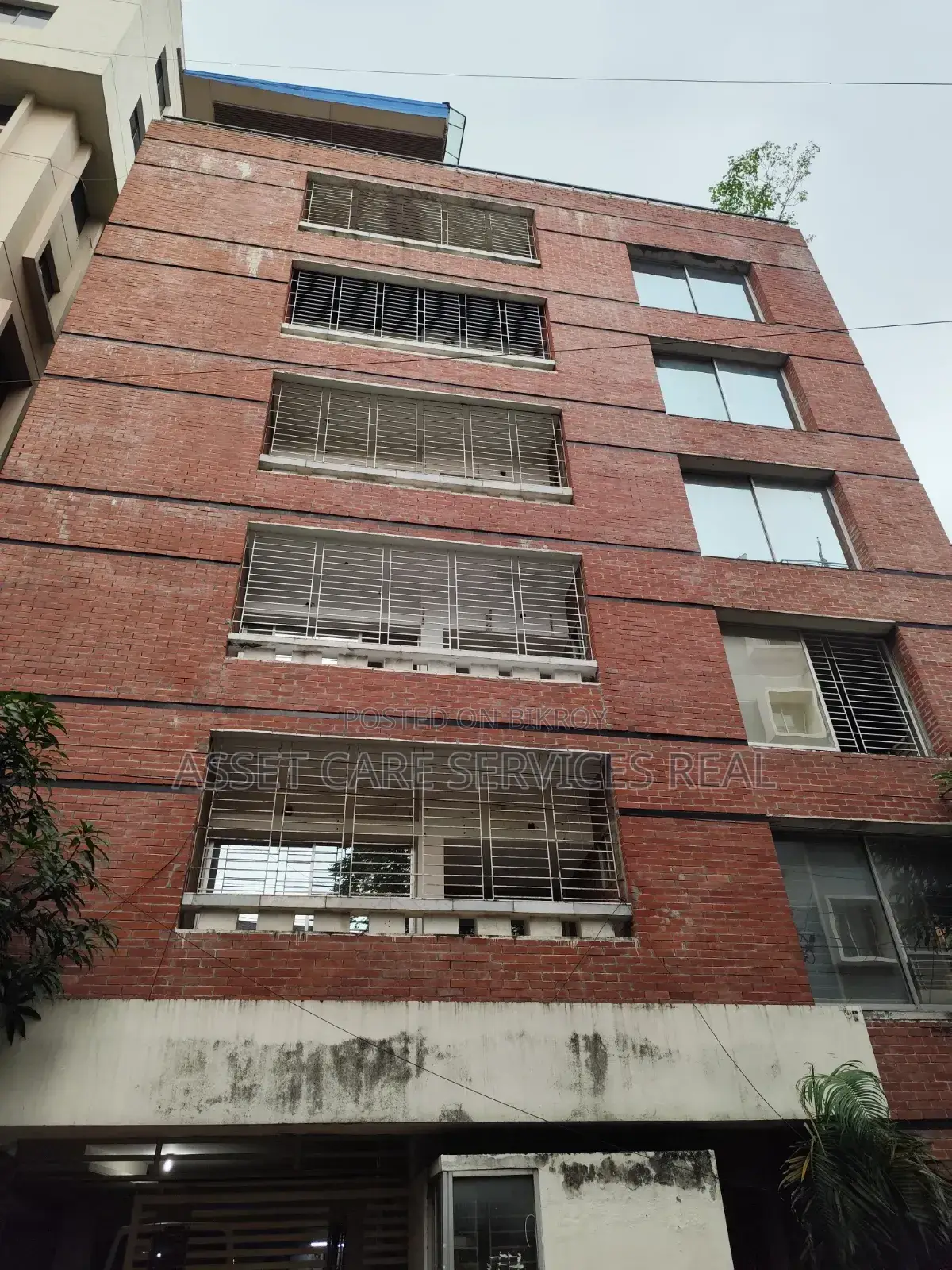 গুলশানে ২০ বেডরুমের বাড়ি ভাড়ার জন্য