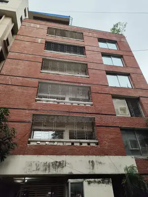 গুলশানে ২০ বেডরুমের বাড়ি ভাড়ার জন্য