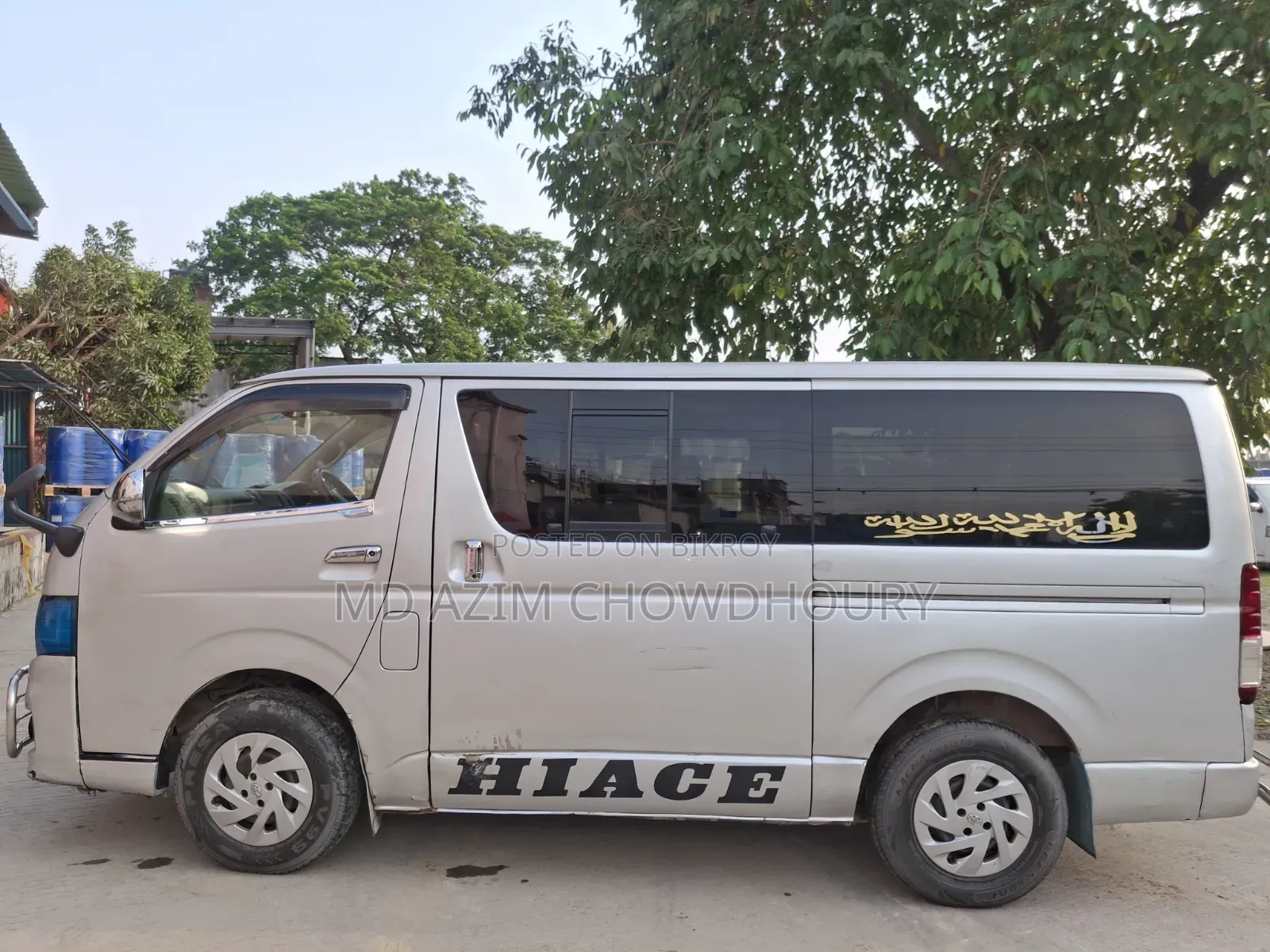 Toyota HiAce 2012 Silver