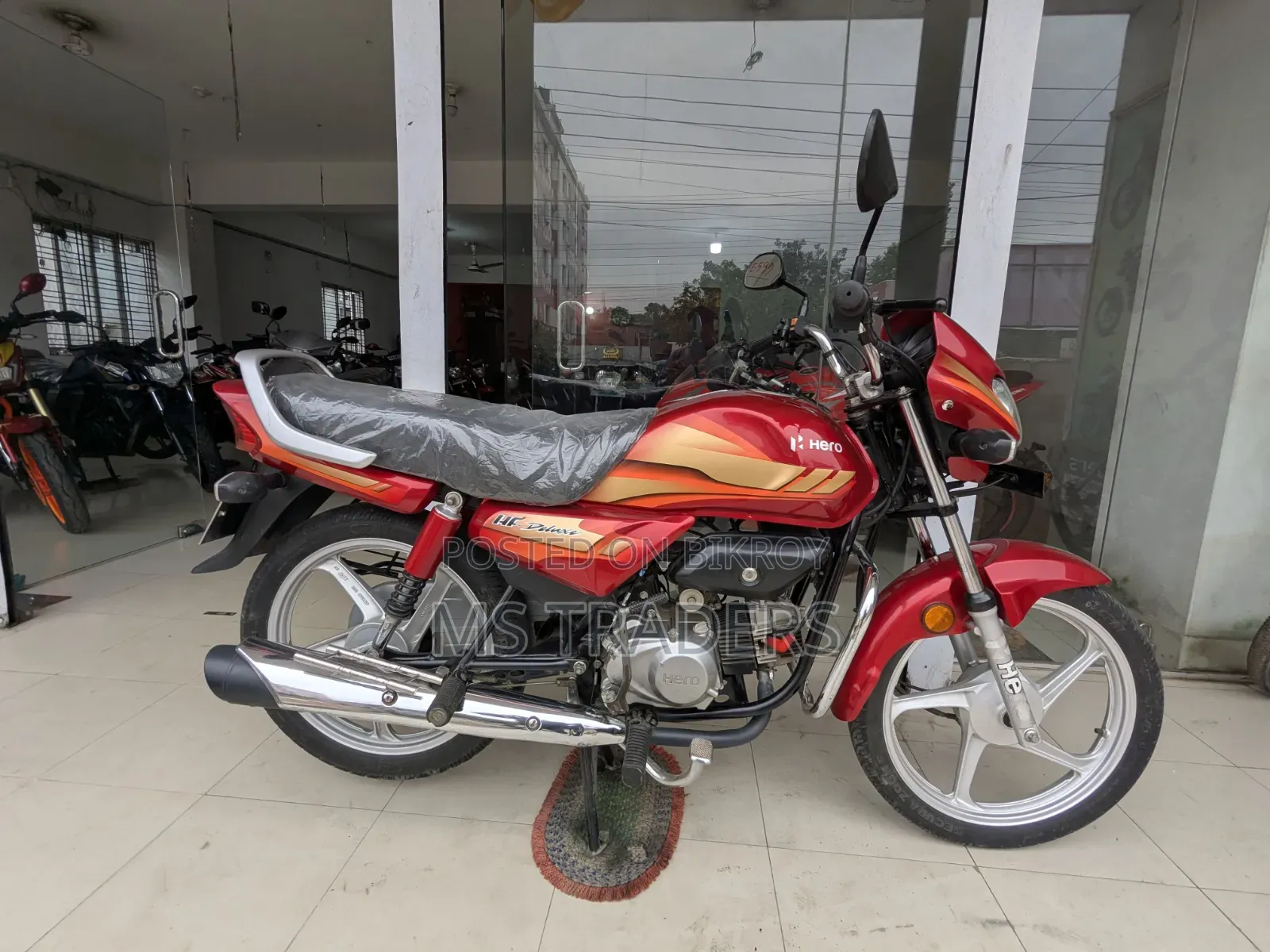 Hero HF Deluxe 2023 Red