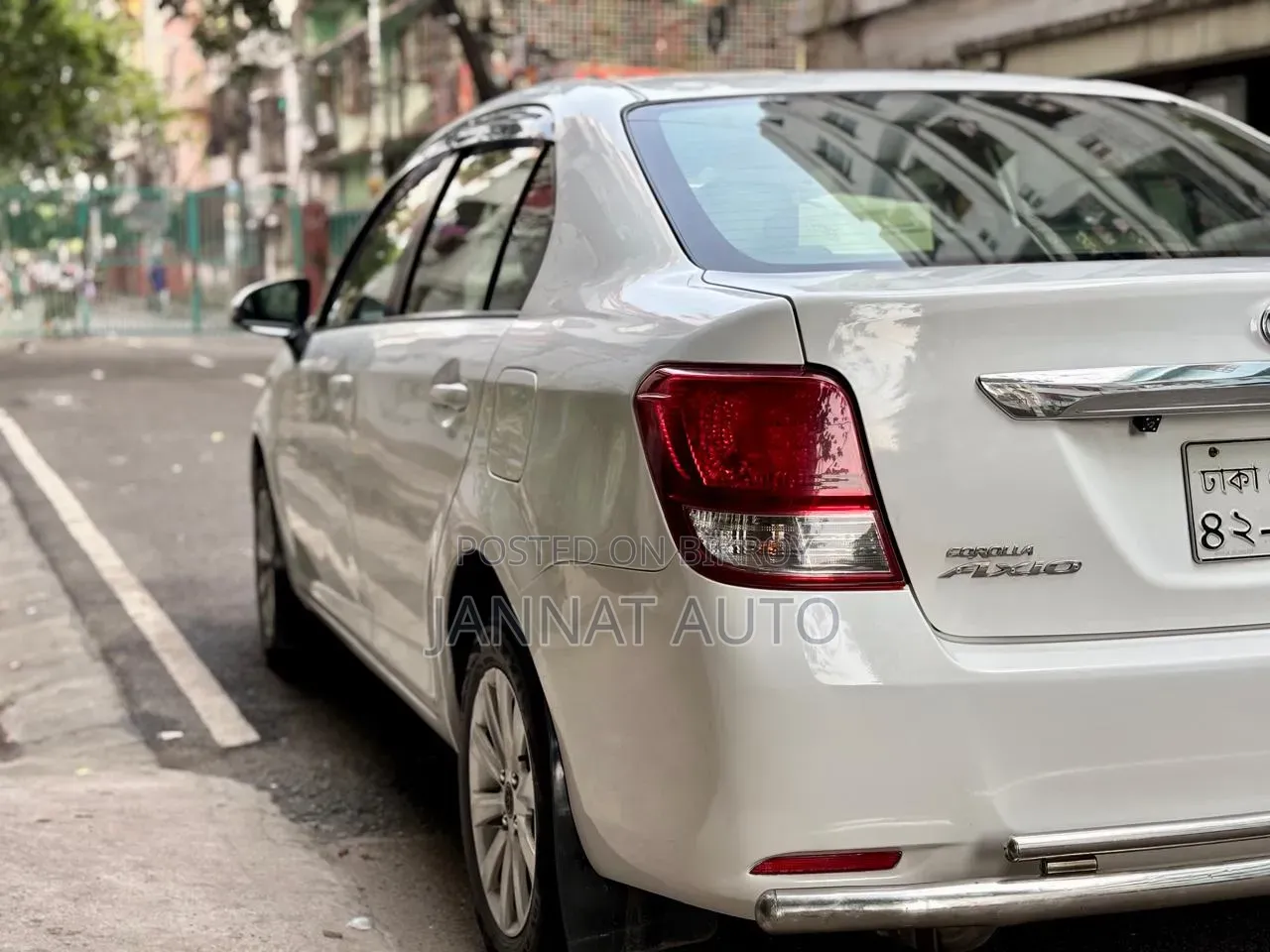 Toyota Axio 2013 White