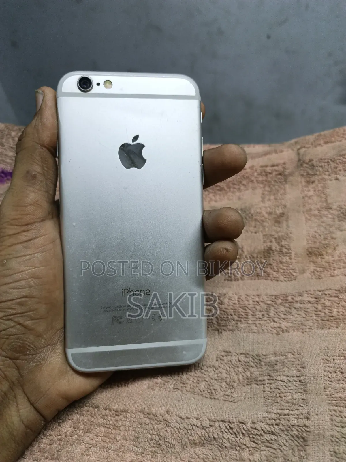 Apple iPhone 6 64 GB White