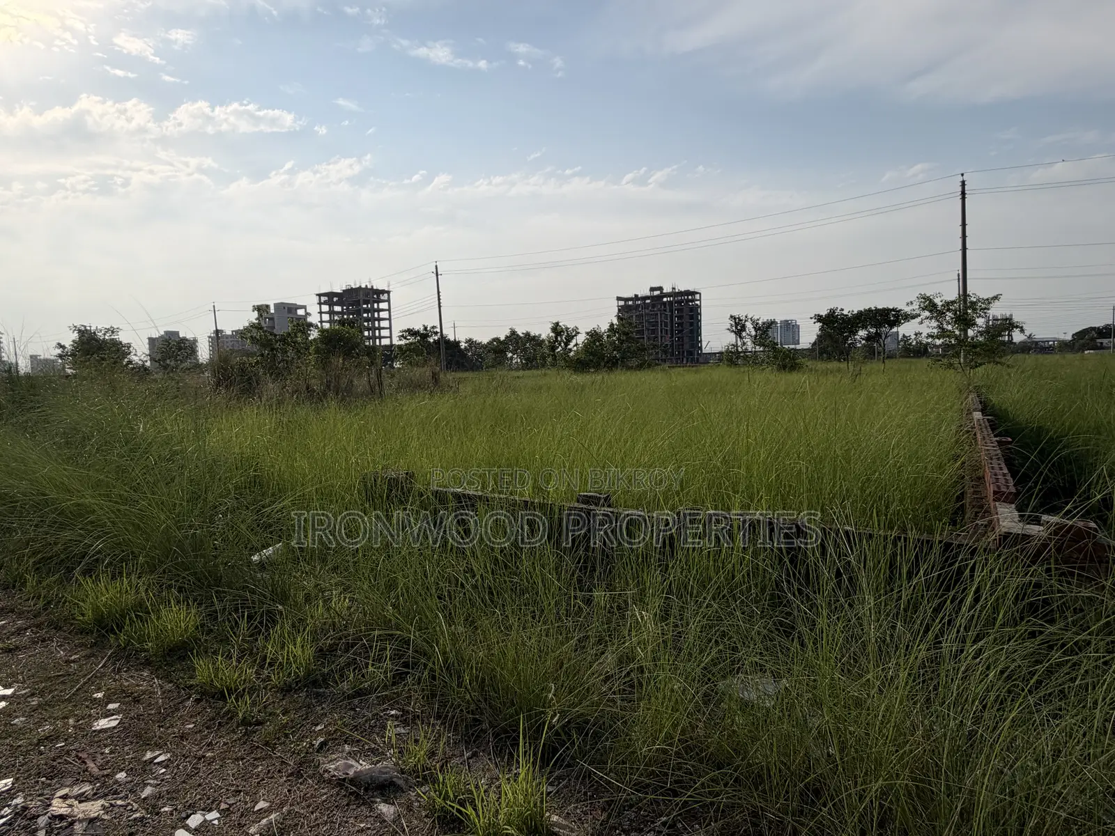 3 Katha North Facing Land