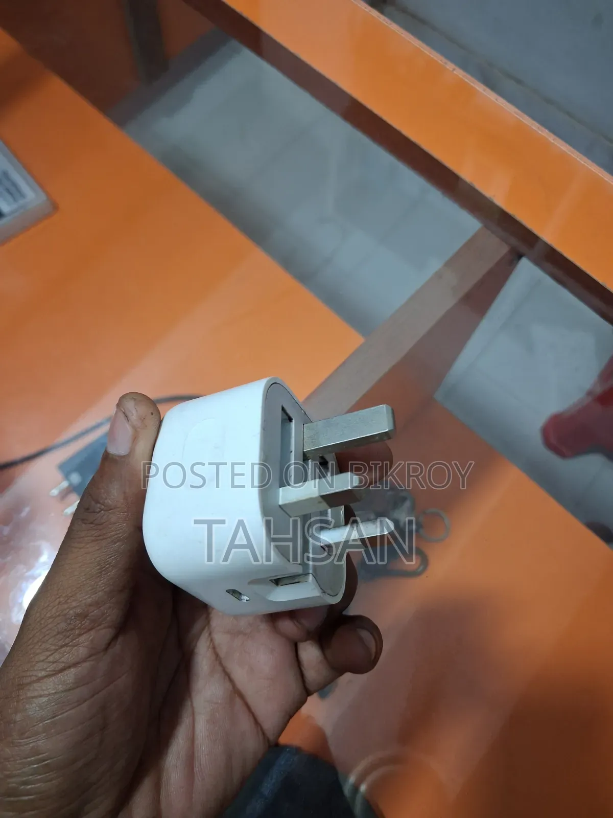 Original Apple 20W Charger