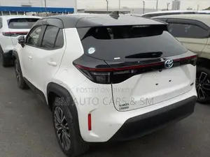Toyota Yaris Cross 1.5 Hybrid FWD 2021 Pearl