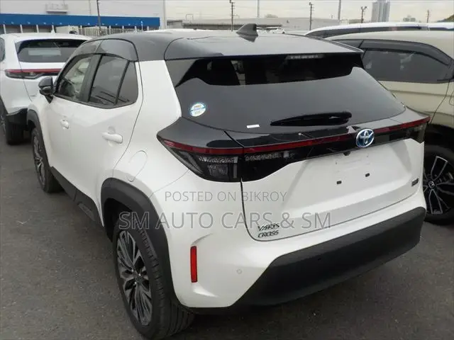Toyota Yaris Cross 1.5 Hybrid FWD 2021 Pearl