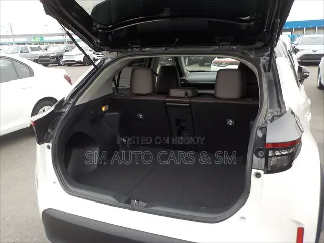 Toyota Yaris Cross 1.5 Hybrid FWD 2021 Pearl
