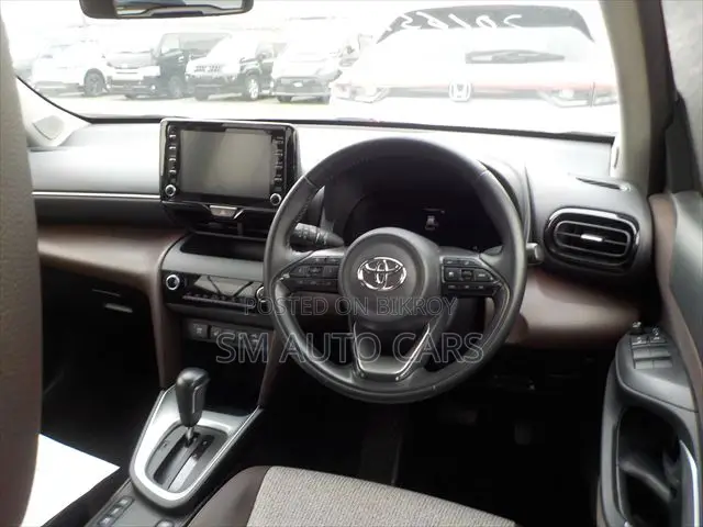 Toyota Yaris Cross 1.5 Hybrid FWD 2021 Pearl