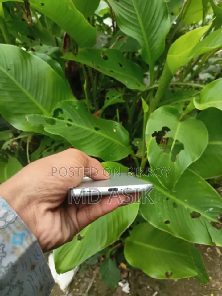 Infinix Hot 60 Pro+ 128 GB White