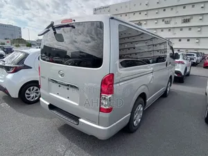 New Toyota HiAce 2020 Silver
