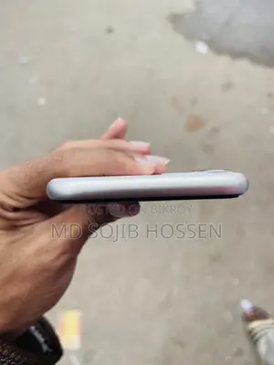 Apple iPhone 11 128 GB White