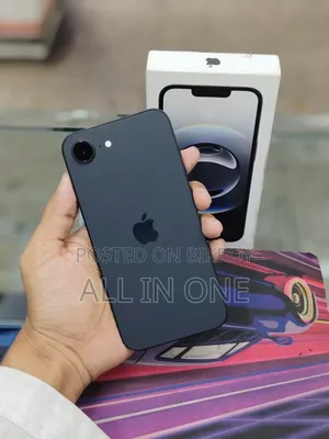 অ্যাপল আইফোন ১৬ই ১২৮ জিবি ব্ল্যাক