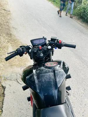 TVS Apache 160 4V 2025 Black