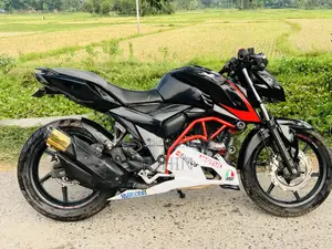 TVS Apache 160 4V 2025 Black