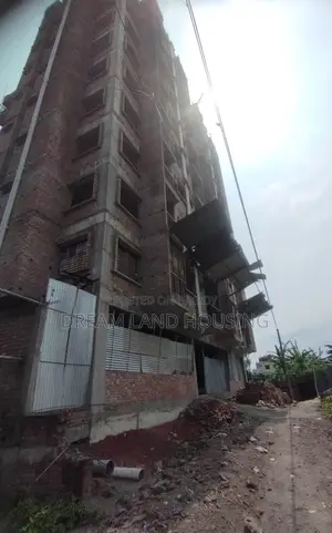 3 Bed, 3 Bath, 3 Balcony Flat (1350 sq ft) with Easy Installments