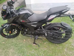 New Bajaj Pulsar 250 2024 Black