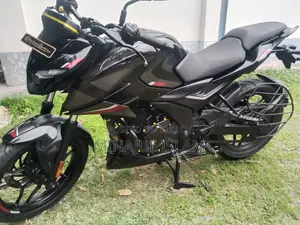New Bajaj Pulsar 250 2024 Black