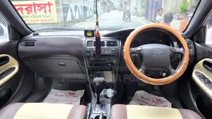 Toyota Corolla 1994 White