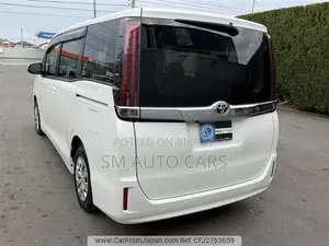 Toyota Noah 2021 Pearl