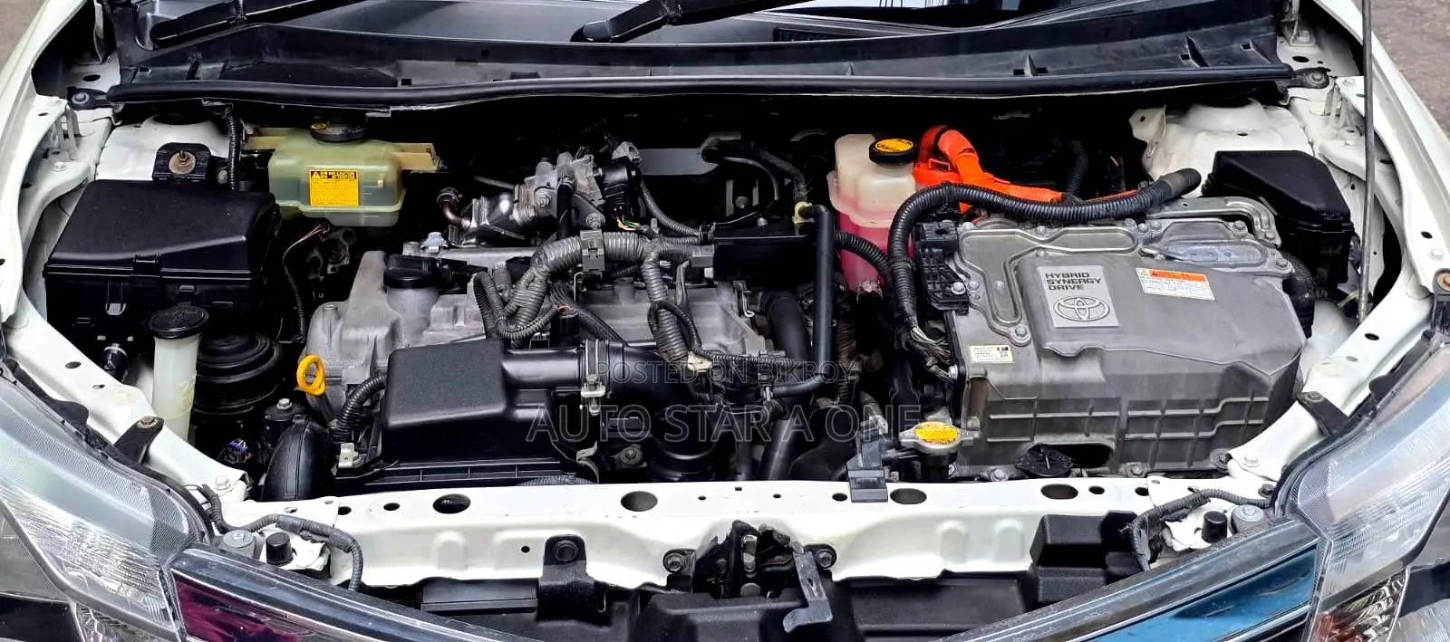 Toyota Axio 1.5 Hybrid 2WD 2015 Pearl