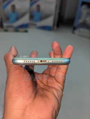 Apple iPhone 11 64 GB