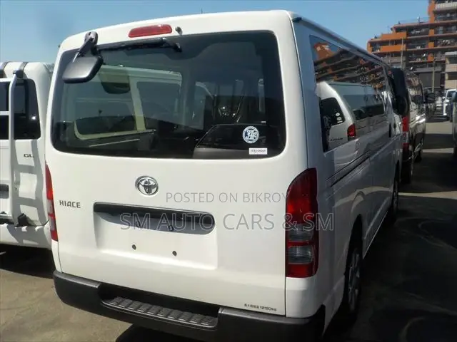 Toyota HiAce 2020 White