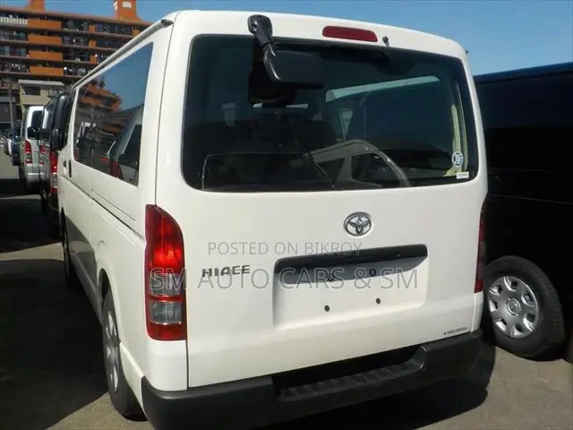 Toyota HiAce 2020 White