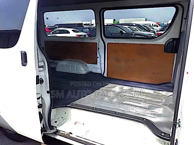Toyota HiAce 2020 White