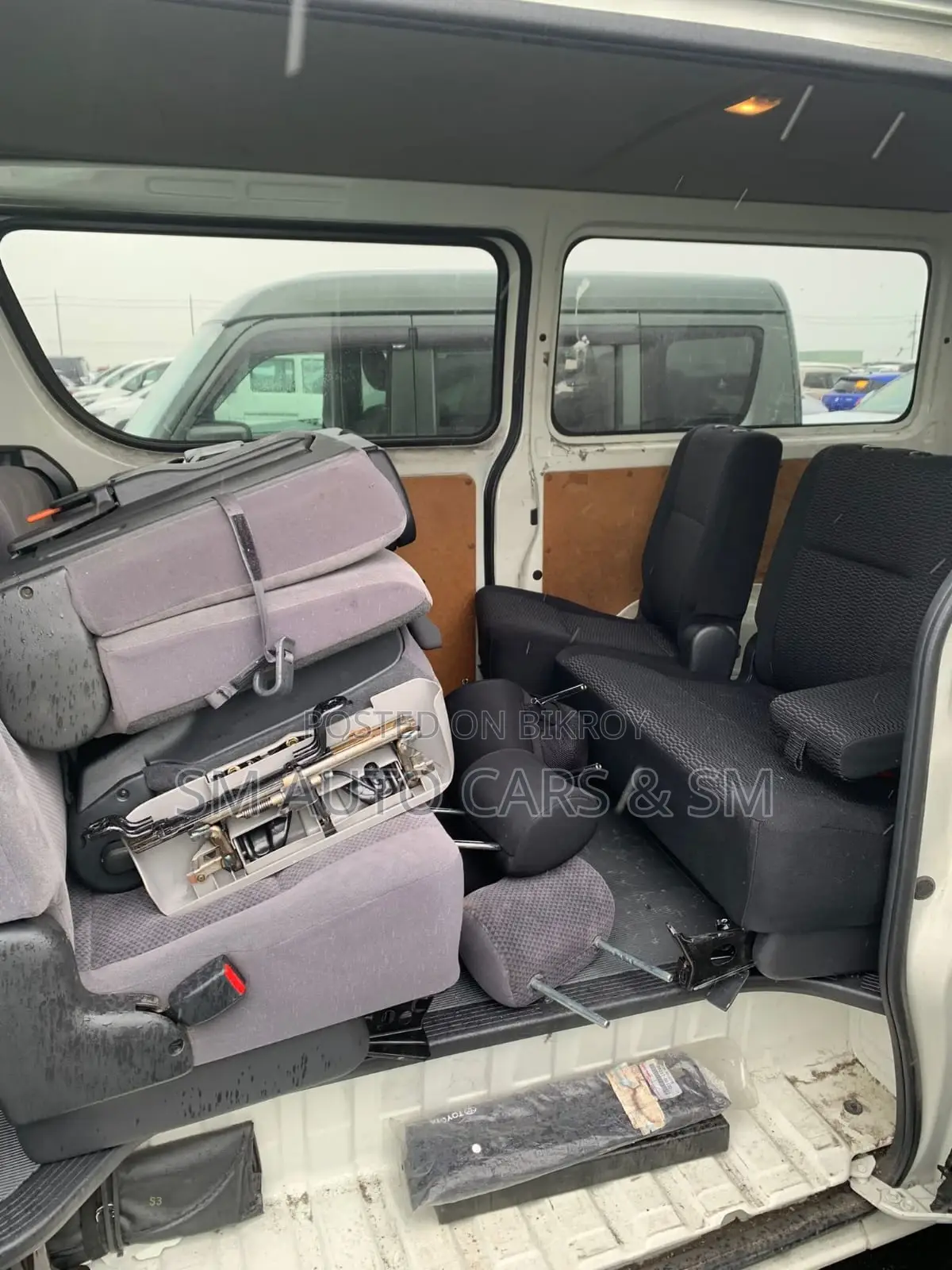 Toyota HiAce 2020 White