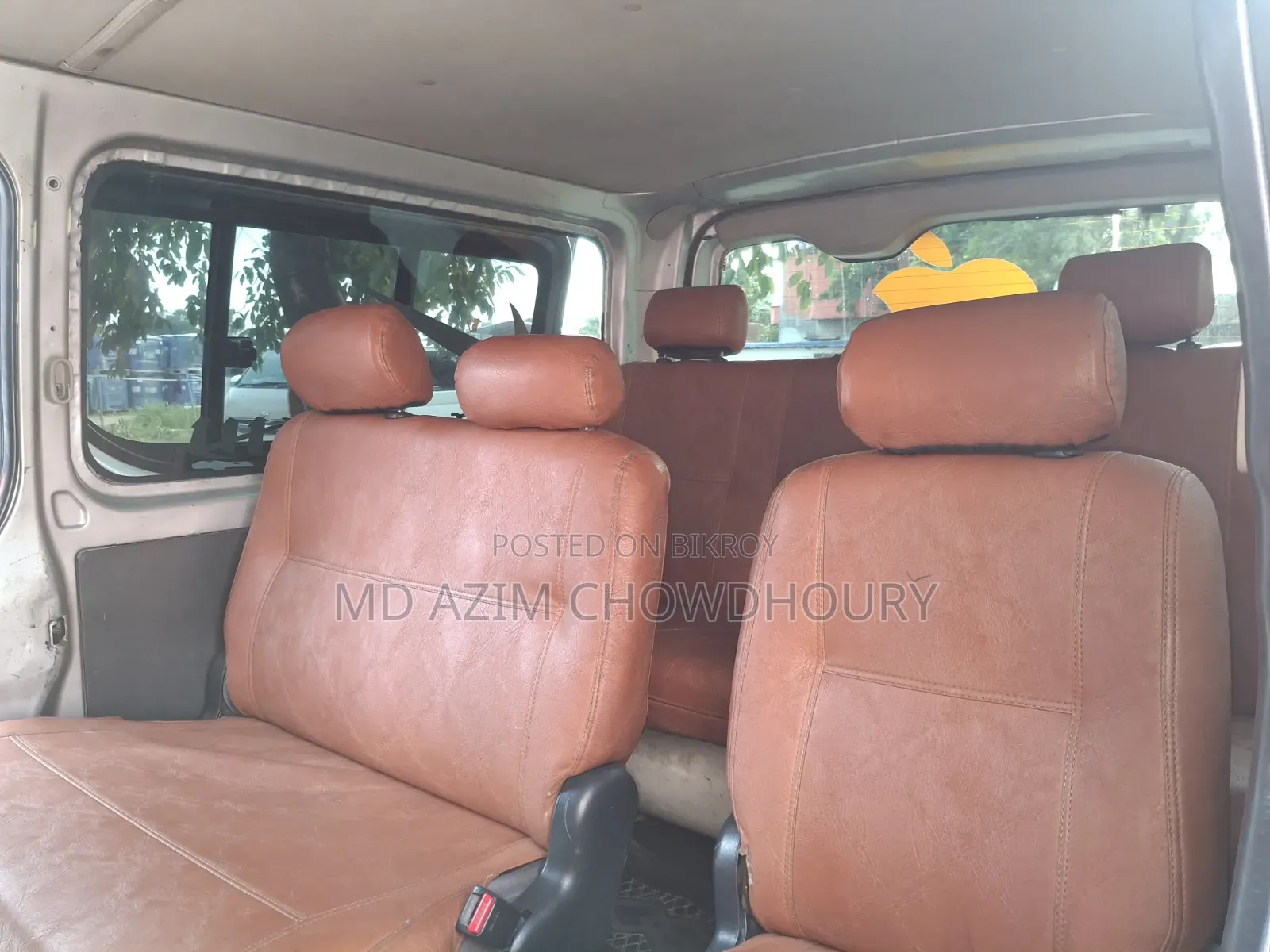 Toyota HiAce 2012 Silver