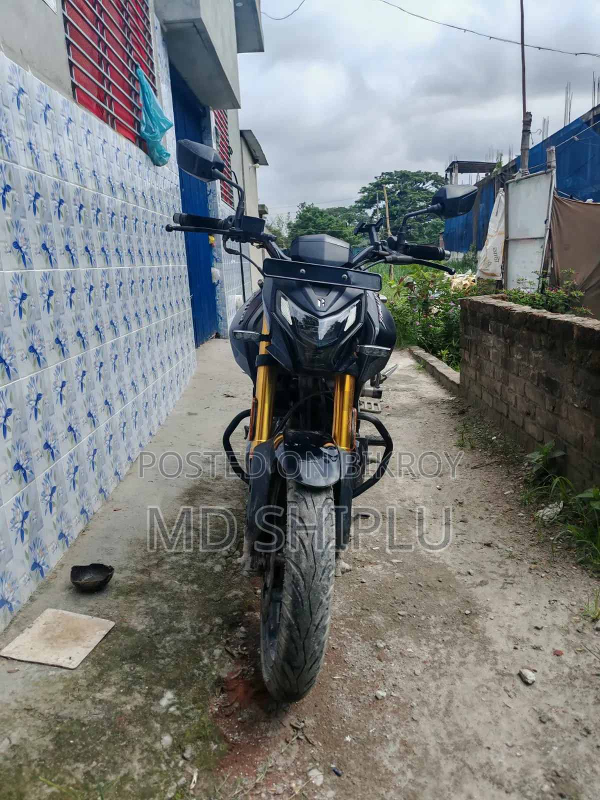 Hero Thriller 160R 4V 2024 Black