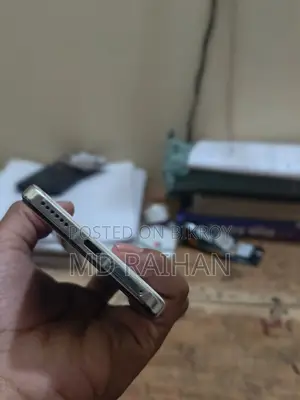 ভিভো এক্স২০০ ২৫৬ জিবি সাদা