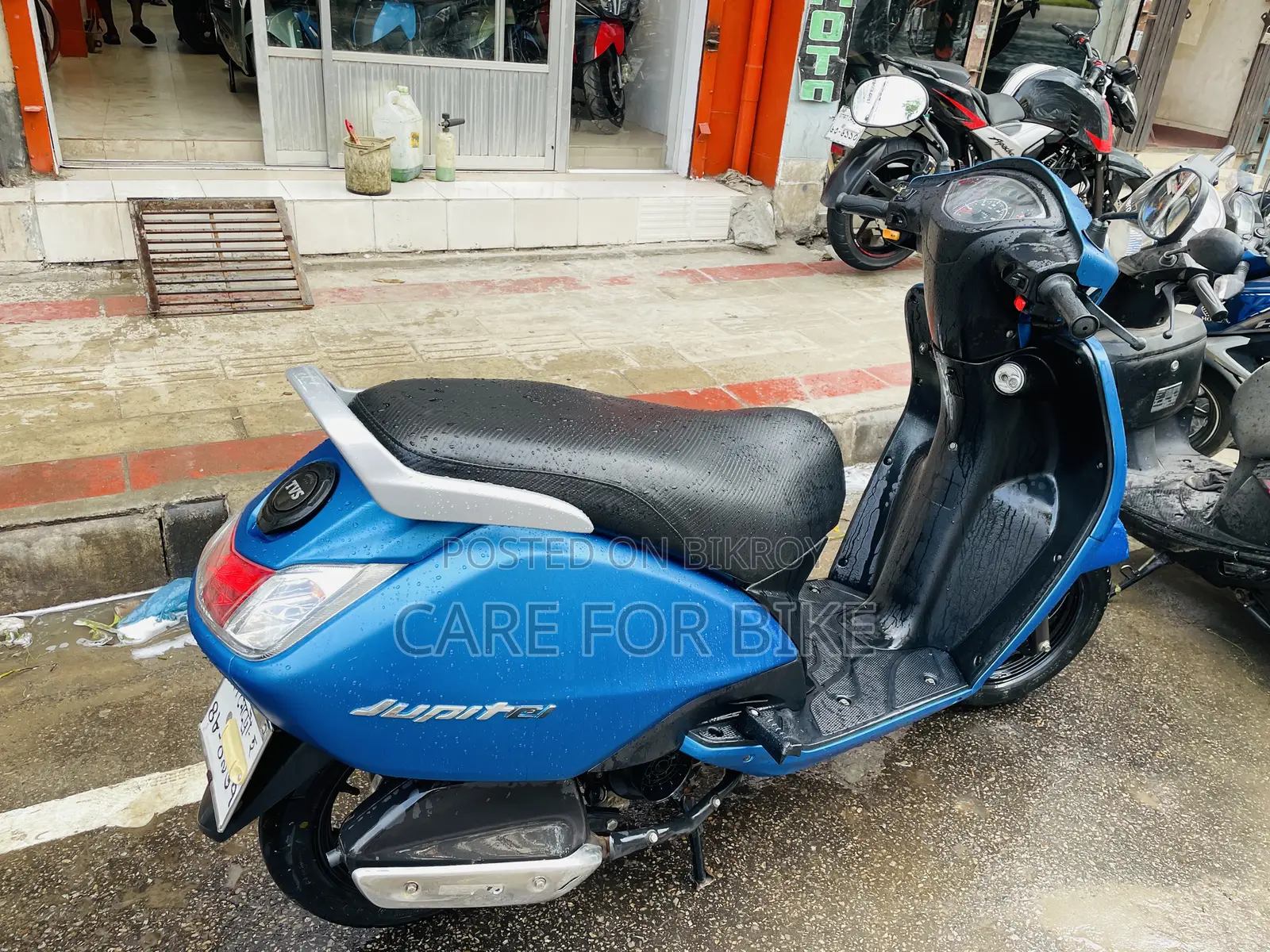 TVS 2020 Blue